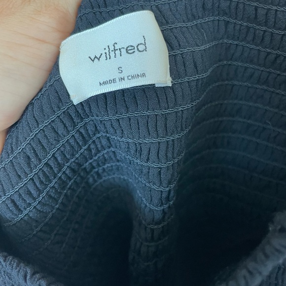 ARITZIA Wilfred Smocked Blouse - Picture 4 of 4